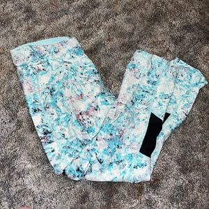 Calvin Klein Cropped Leggings very flattering size Small